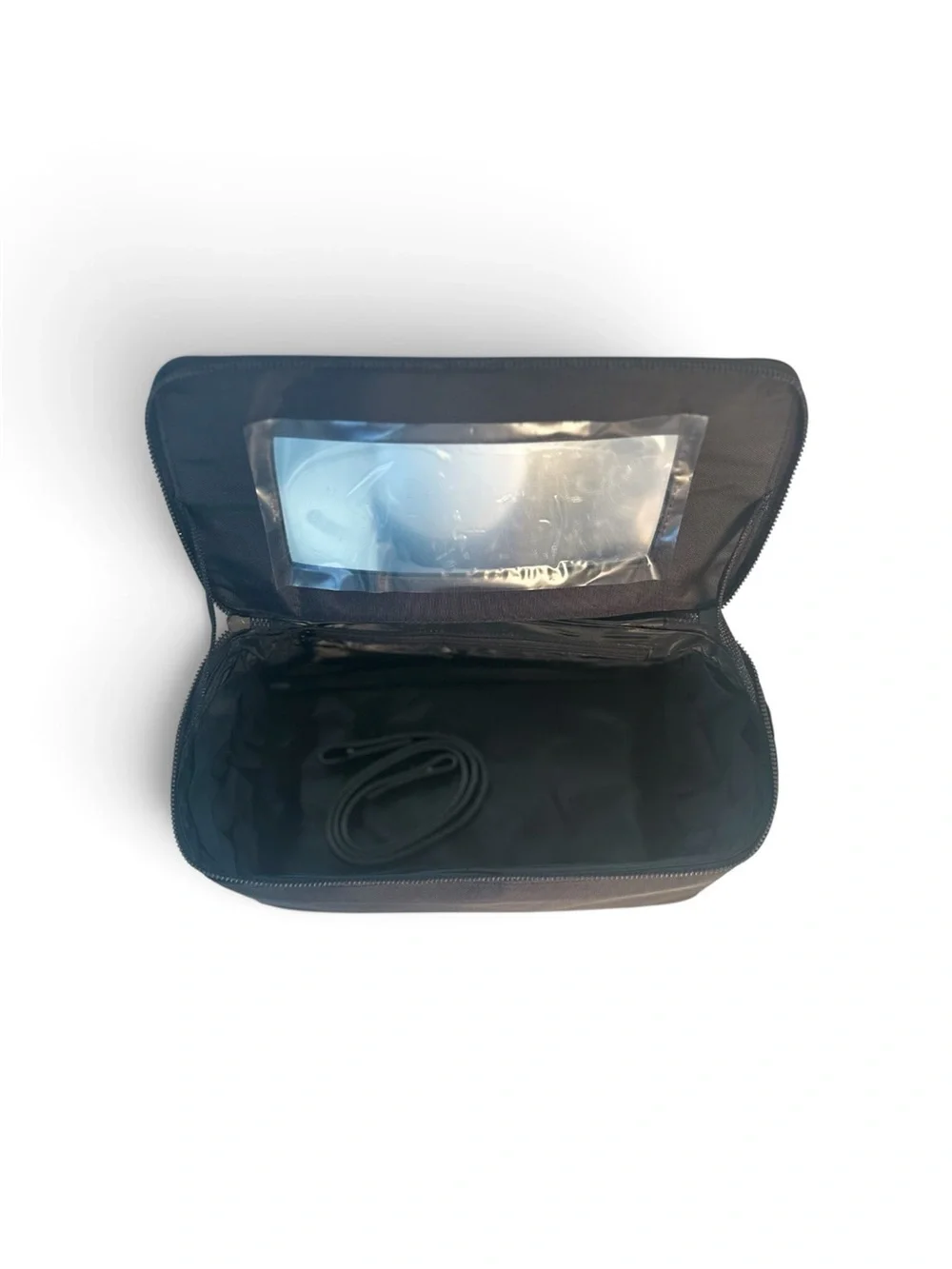 MAC Cosmetics & Matt Murphy Black Cosmetic Train Case with Top Handle (PM100241)